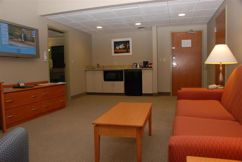 Unity Hotel And Conference Ctr, Ascend Hotel Collection Lee's Summit Kamer foto